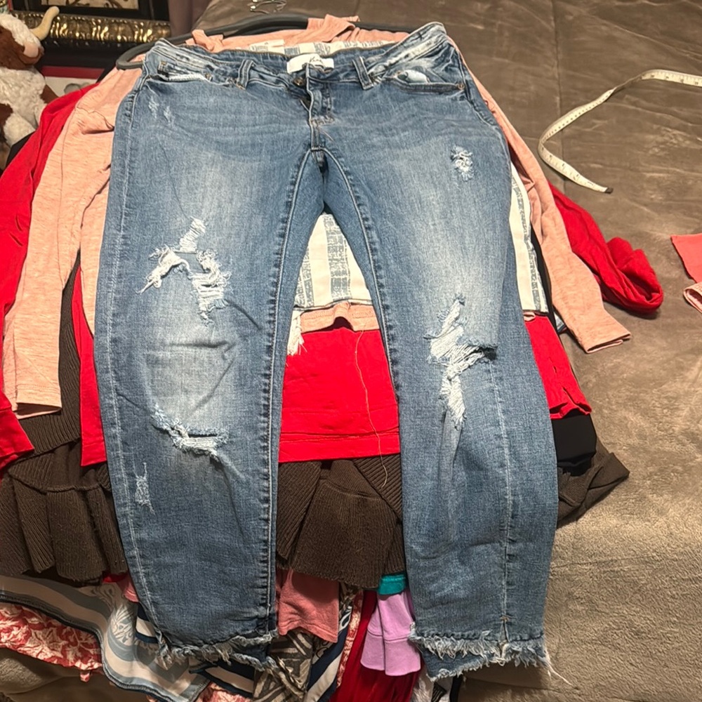 Boutique trendy denim Kancan